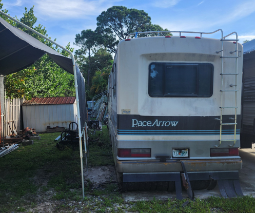 trailer-next-to-the-house1